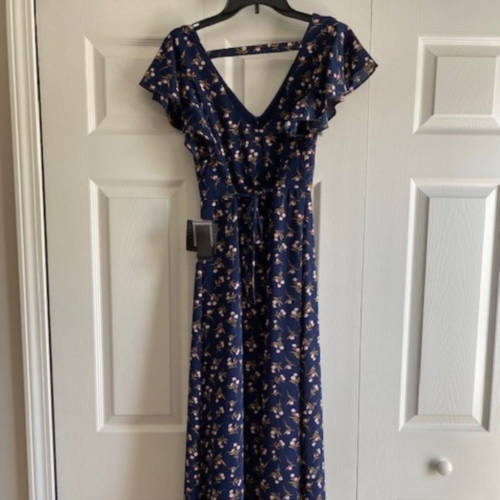 NWT! IZ Byer Navy floral maxi dress- Size Small